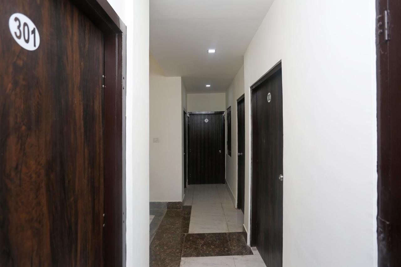 Oyo 18301 Hotel A-One Alwar Exteriér fotografie