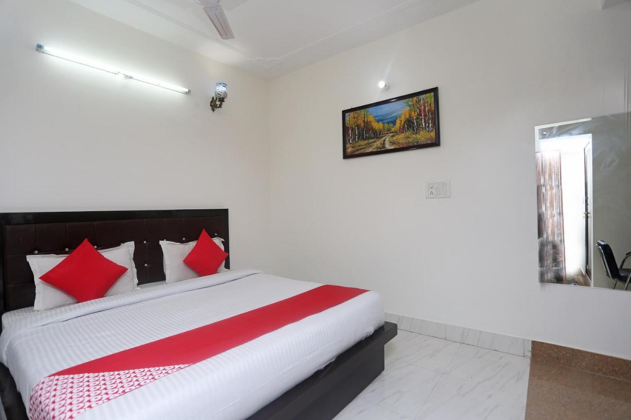 Oyo 18301 Hotel A-One Alwar Exteriér fotografie
