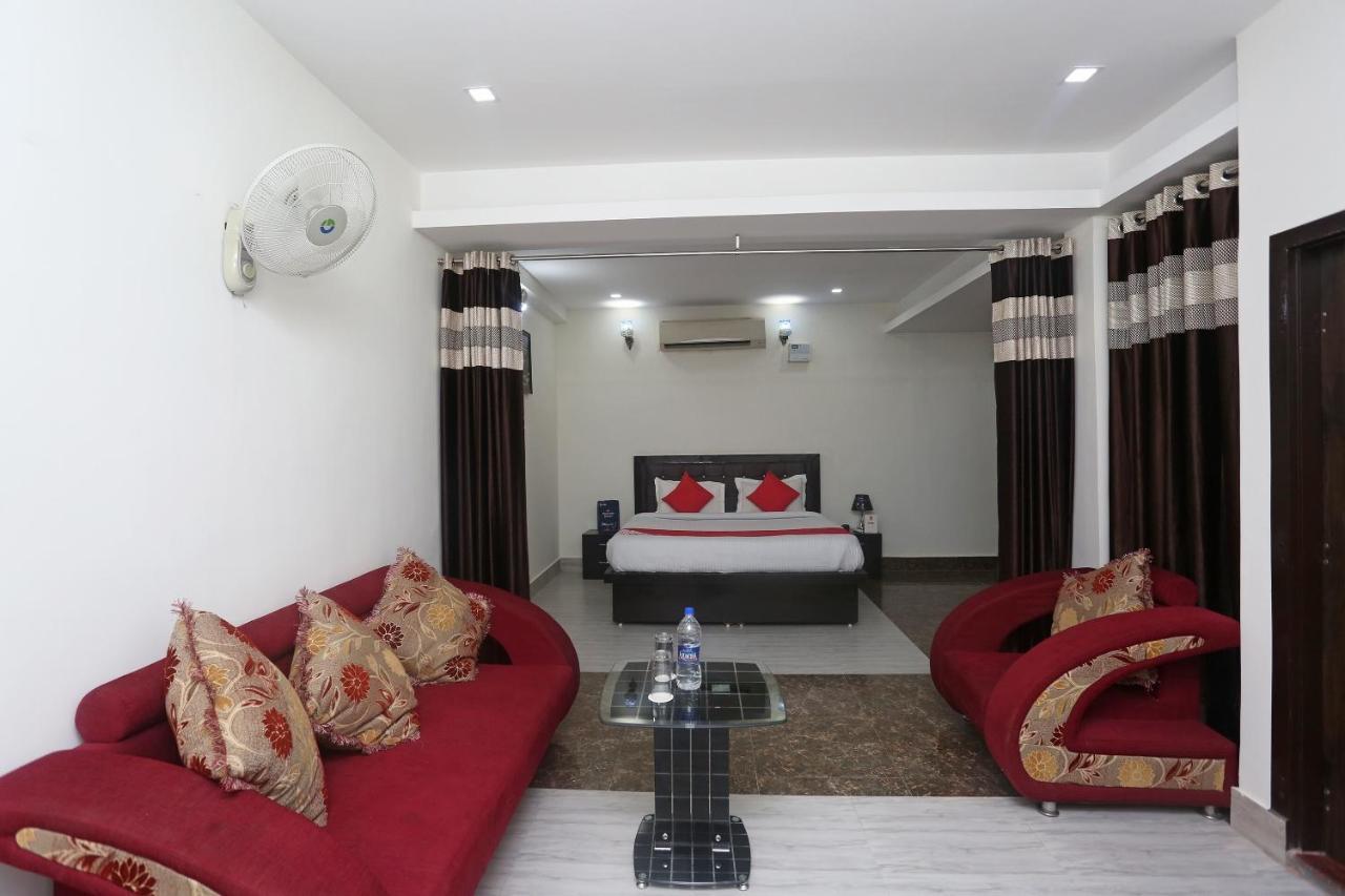 Oyo 18301 Hotel A-One Alwar Exteriér fotografie