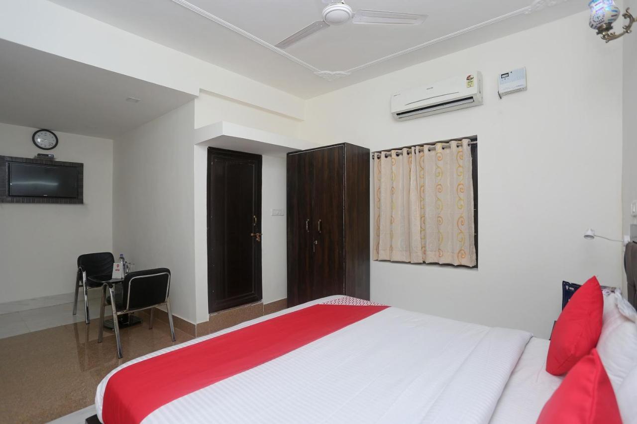 Oyo 18301 Hotel A-One Alwar Exteriér fotografie
